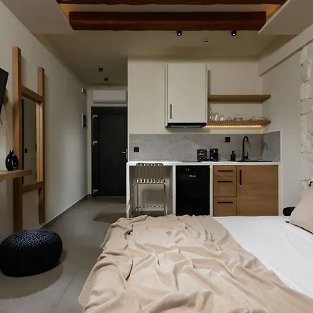 Szálloda Ammothines *