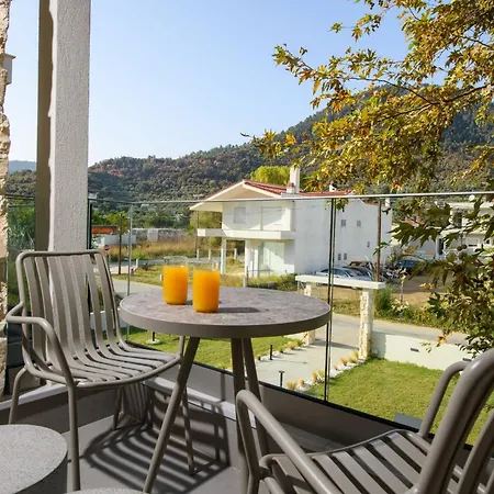 Ammothines Chrysi Ammoudia