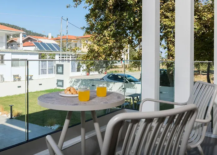 Ammothines * Chrysi Ammoudia